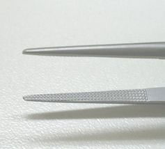 レジーネジュエリーピンセットストッパー付先端巾0.9mm